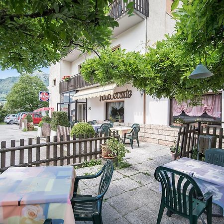 Albergo Cinzia Vattaro Buitenkant foto