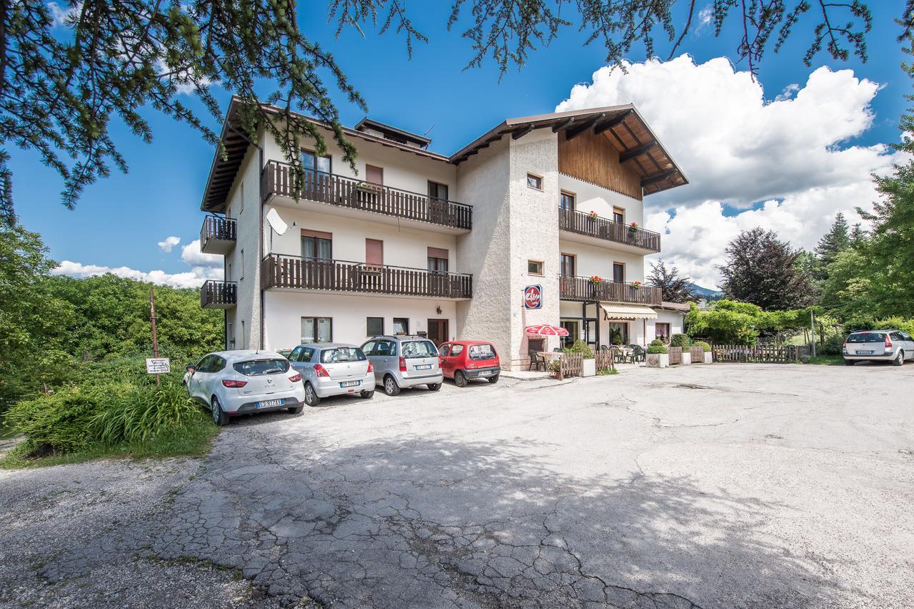 Albergo Cinzia Vattaro Buitenkant foto